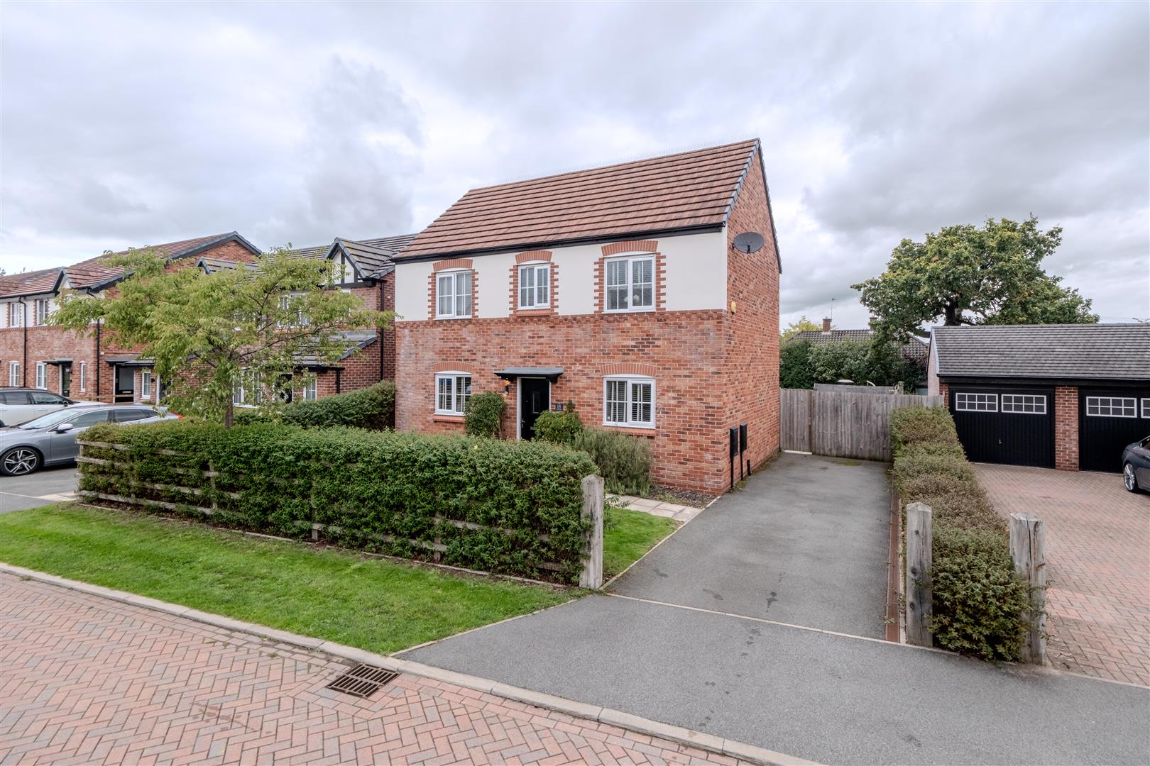 3 bedroom  Detached House for Sale in Davenham